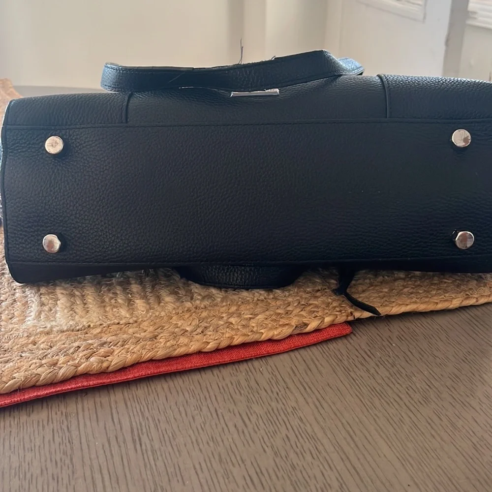 Handbag - Picture 9 of 9